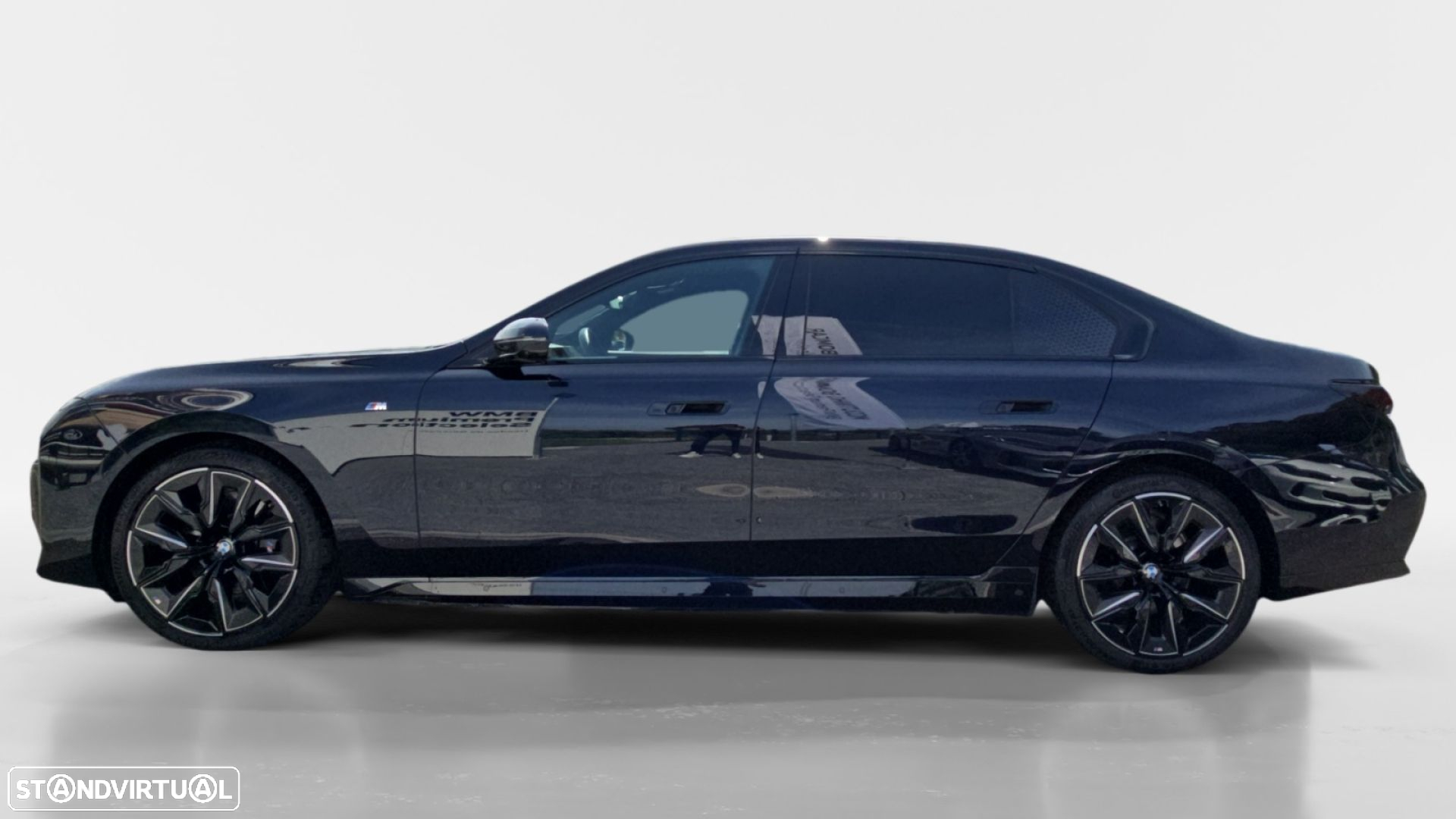 BMW i7 eDrive50 Pack Desportivo M - 7