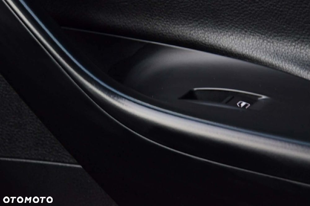 Volkswagen Passat 2.0 TDI Highline - 3