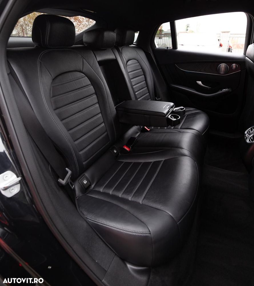 Mercedes-Benz GLC Coupe 220 d 4Matic 9G-TRONIC AMG Line - 9