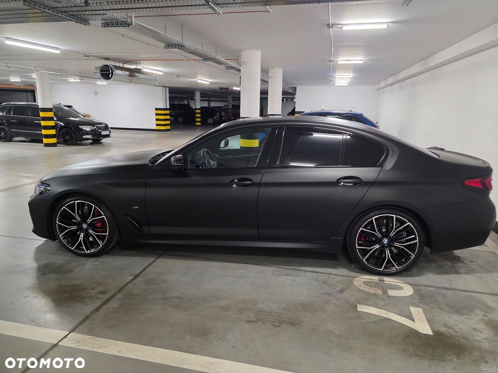 BMW Seria 5 M550i xDrive - 9