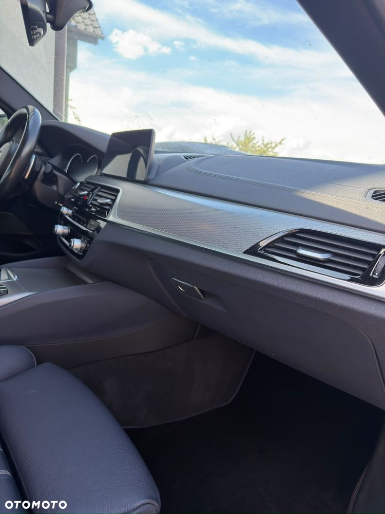BMW Seria 5 - 34