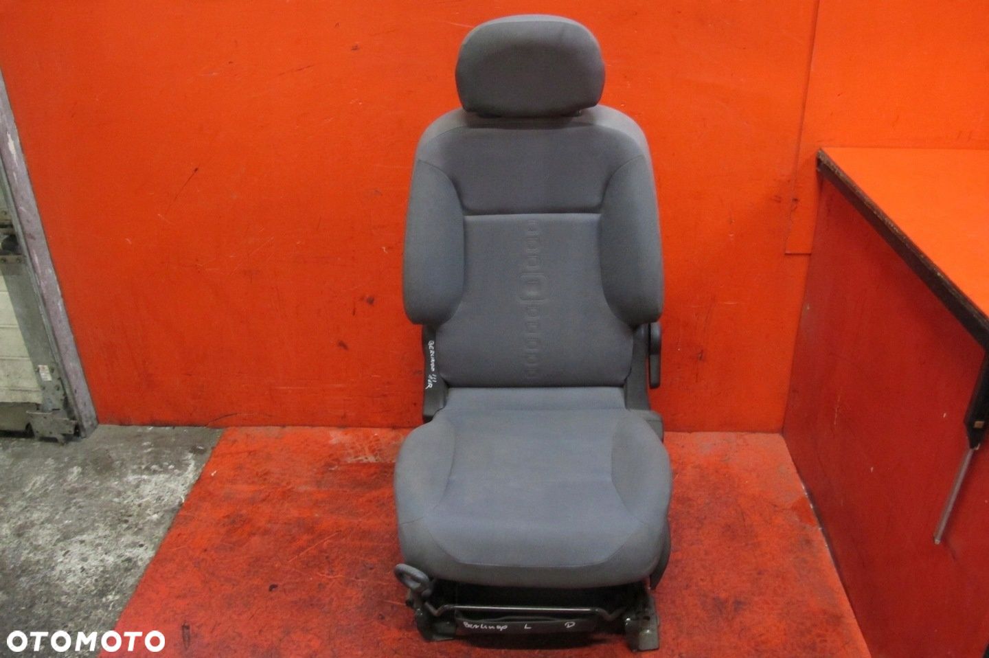 BERLINGO 3 III PARTNER FOTEL LEWY KIEROWCY EUROPA - 1