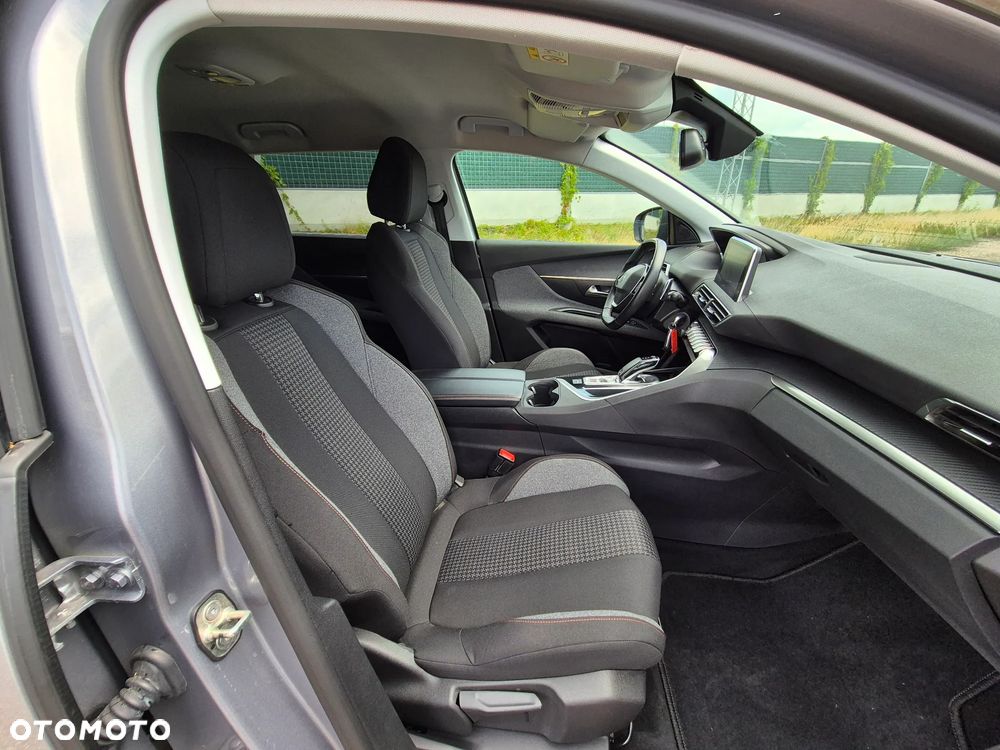 Peugeot 5008 PureTech 130 EAT8 Stop & Start Active - 31