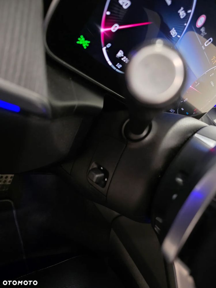 Mercedes-Benz GLC 220 d 4Matic 9G-TRONIC Edition AMG Line - 24