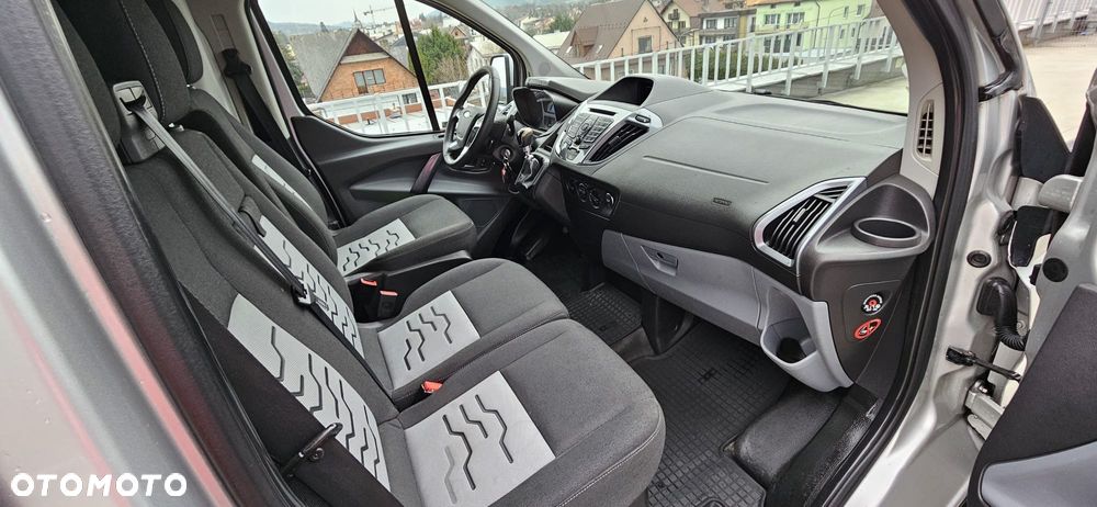Ford TRANSIT COUSTOM - 18