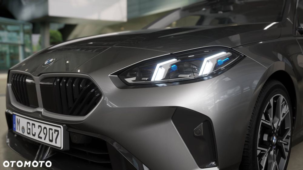 BMW Seria 1 120 mHEV - 8