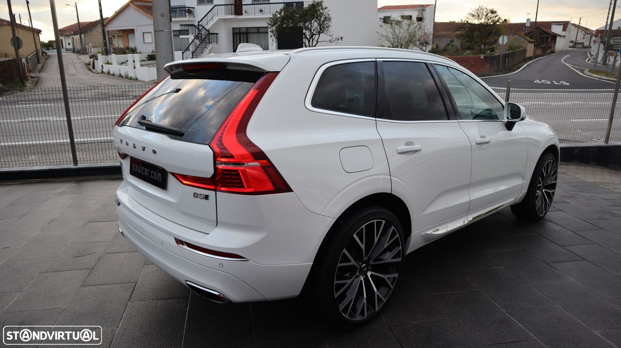 Volvo XC 60 2.0 B5 Inscription AWD - 7