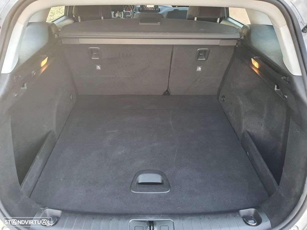 Fiat Tipo Station Wagon 1.6 M-Jet Lounge Tech J17 DCT - 43