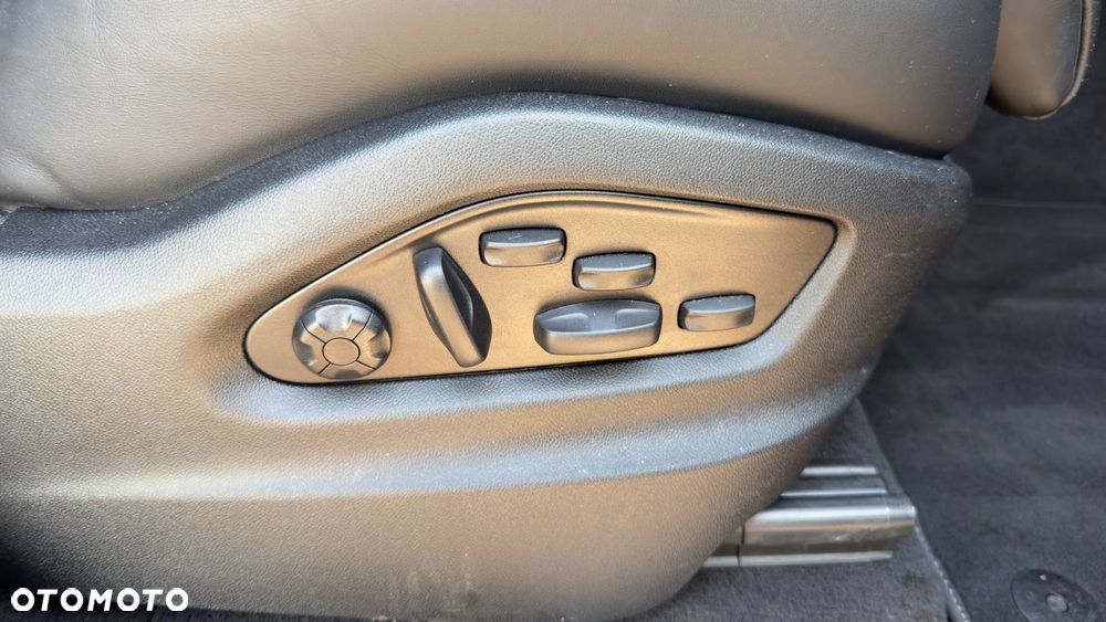 Porsche Cayenne S Tiptronic S - 32