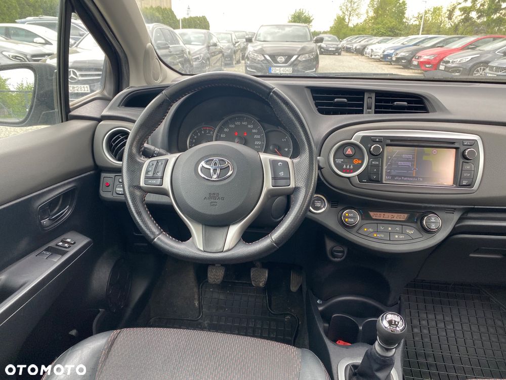 Toyota Yaris 1.33 Luna Start - 30