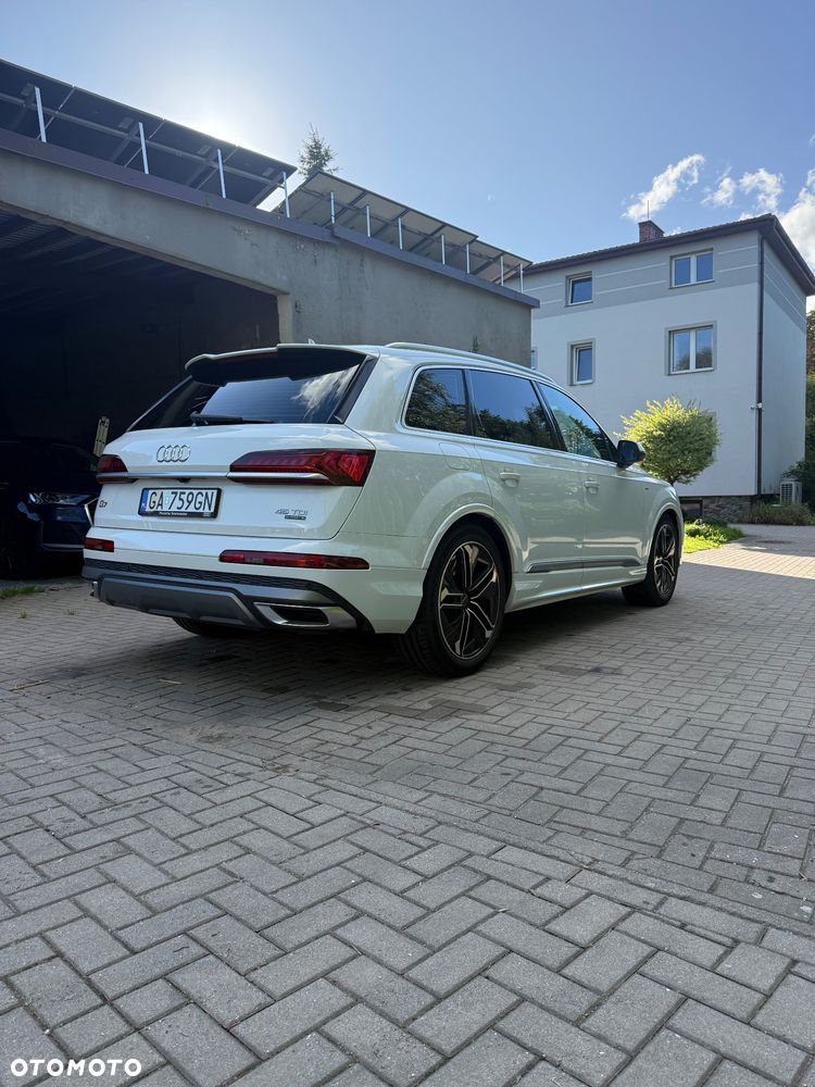 Audi Q7 2020 photo 2