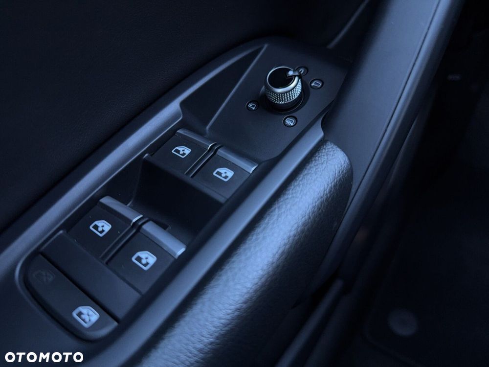 Audi Q5 Sportback - 28