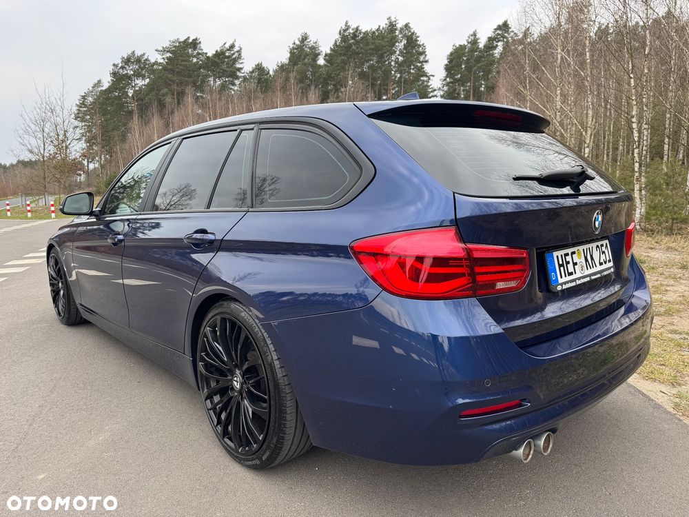 BMW Seria 3 320d Sport - 9