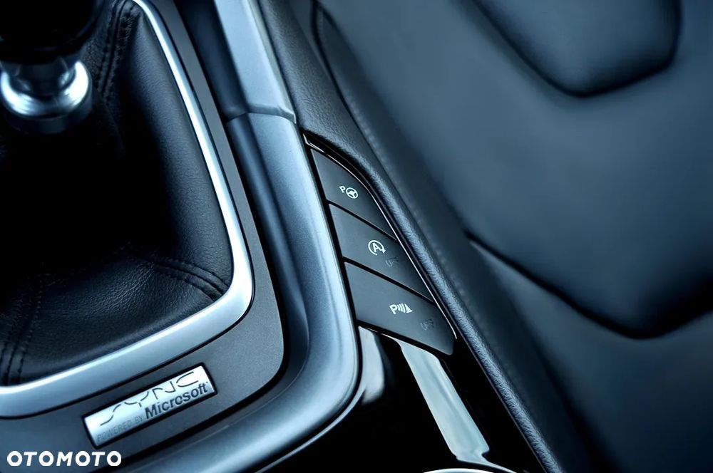 Ford Mondeo 2.0 TDCi Titanium - 36