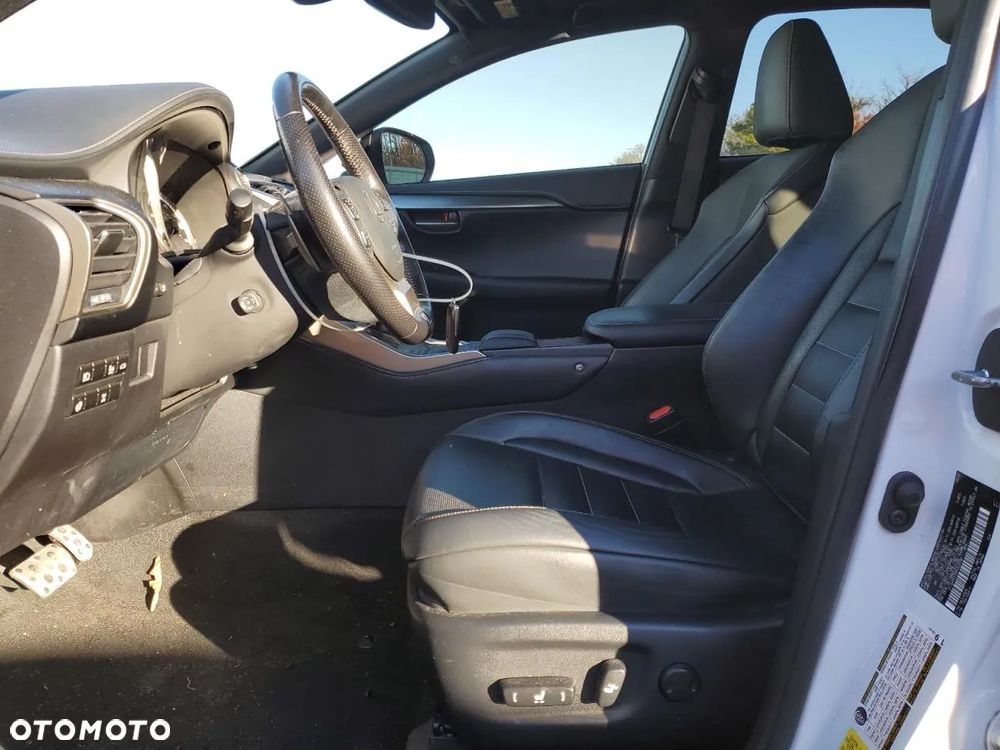 Lexus NX 300 AWD - 8