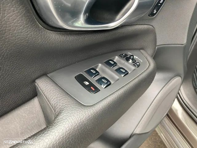 Volvo XC 90 2.0 T8 PHEV Inscription Expression AWD - 36