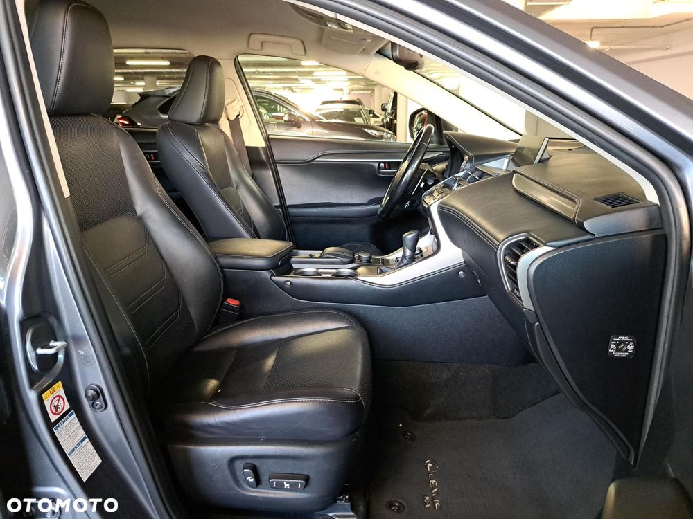 Lexus NX 200t Comfort AWD - 11