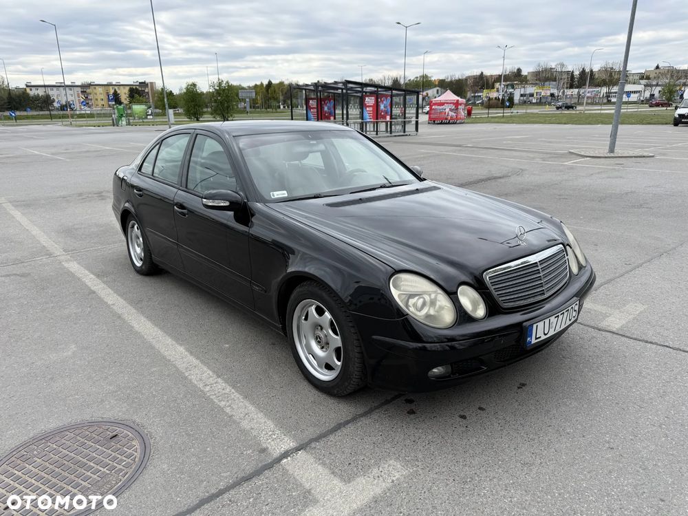 Mercedes-Benz Klasa E 200 CDI Classic - 2
