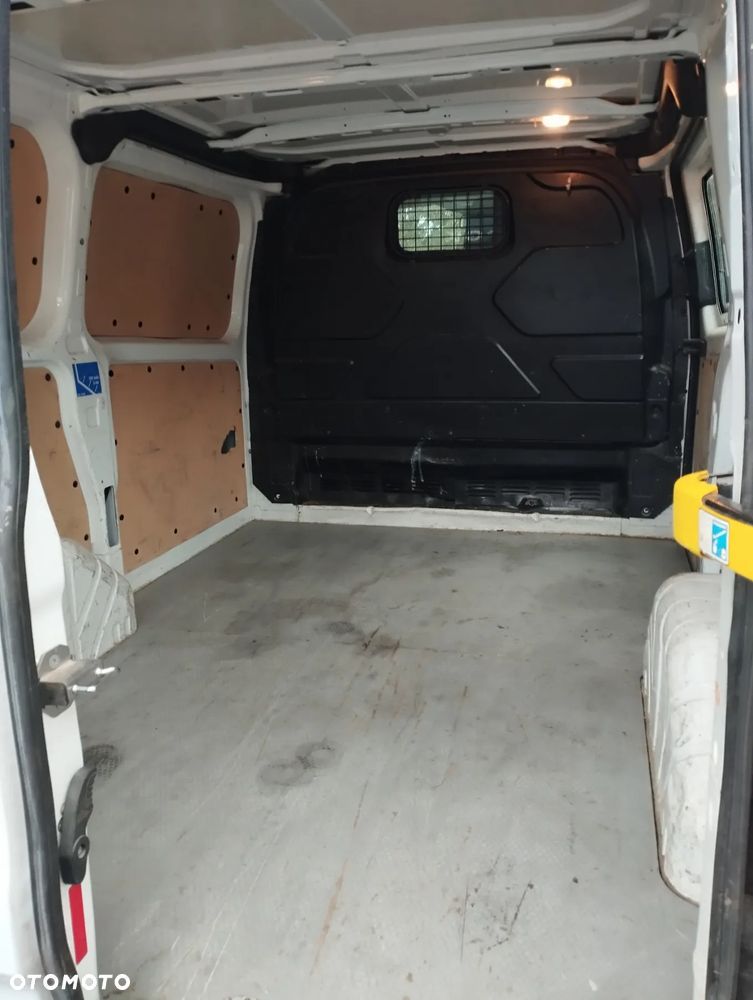 Ford TRANSIT CUSTOM - 5