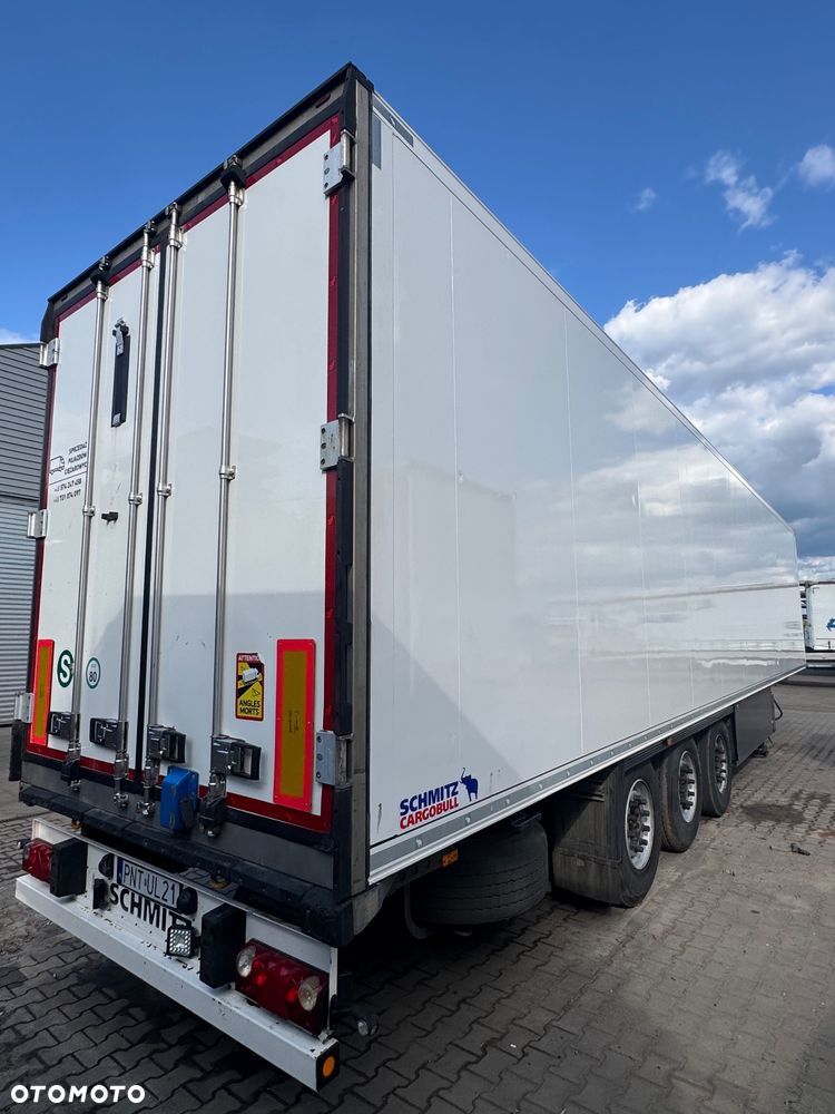 Schmitz Cargobull 2019 Chłodnia Thermk King slx 200 - 9