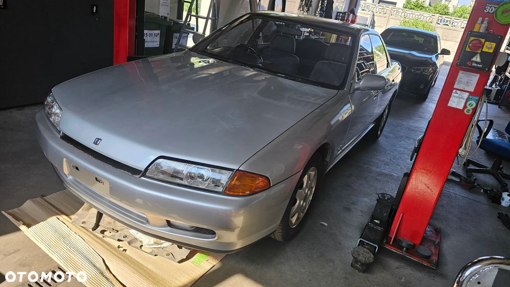Nissan Skyline - 1