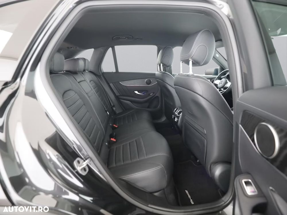 Mercedes-Benz GLC 300 e 4Matic 9G-TRONIC AMG Line - 14
