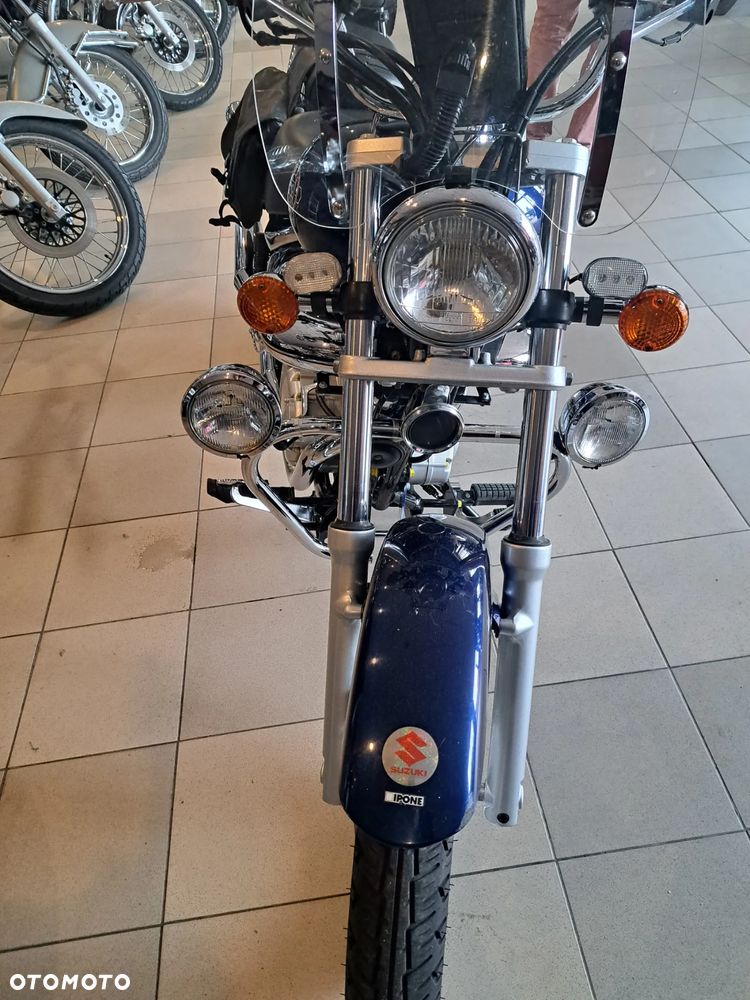 Suzuki Marauder - 16