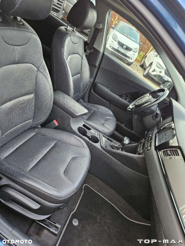 Kia Niro - 31