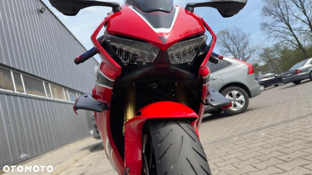 Honda CBR - 15