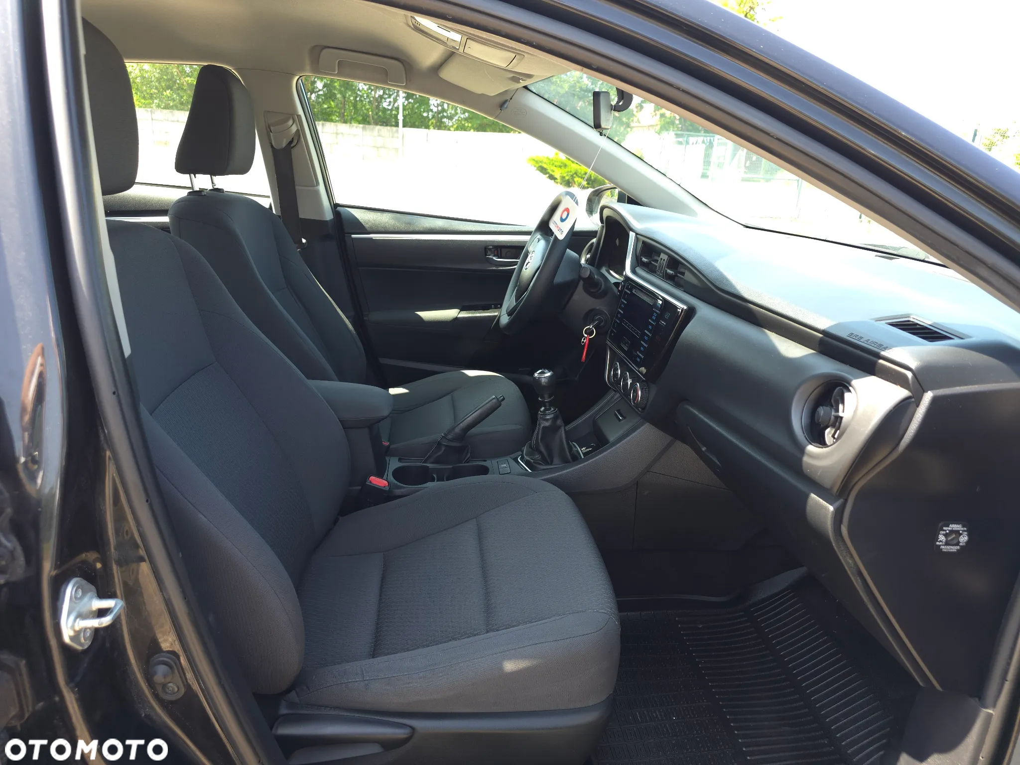 Toyota Corolla 1.6 Active EU6 - 15