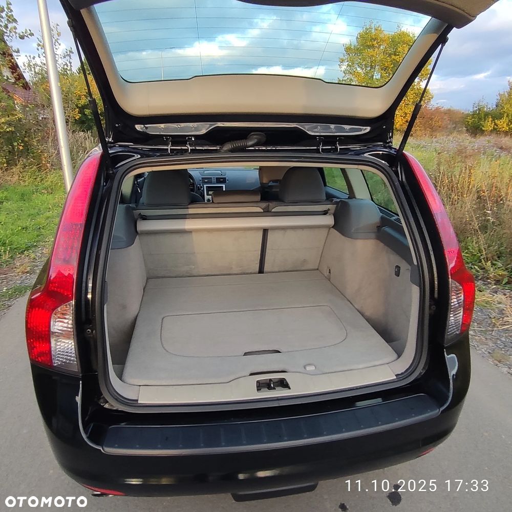 Volvo V50 D5 DPF Momentum - 30