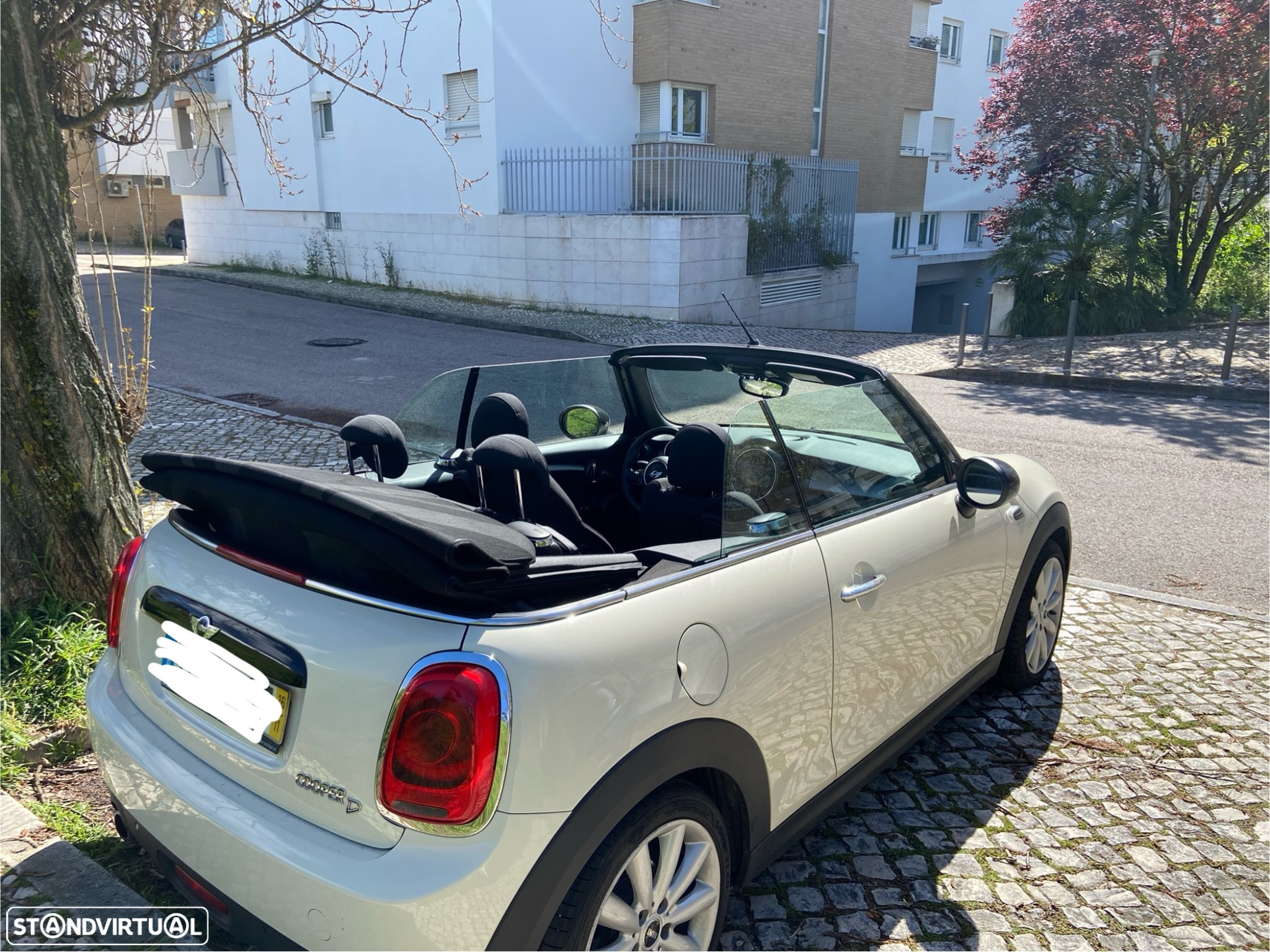 MINI Cabrio Cooper D Auto - 3