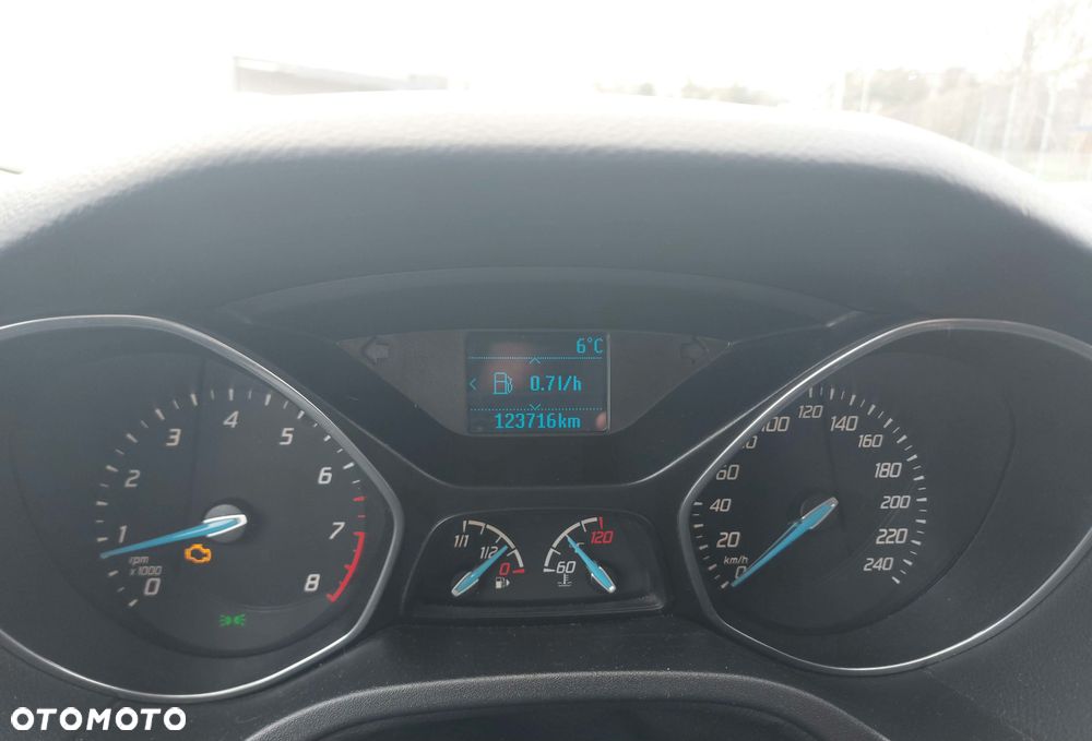 Ford Focus 1.0 EcoBoost Edition - 6