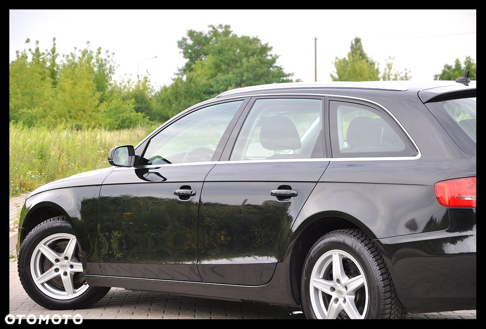 Audi A4 Avant 2.0 TDI DPF Ambiente - 15
