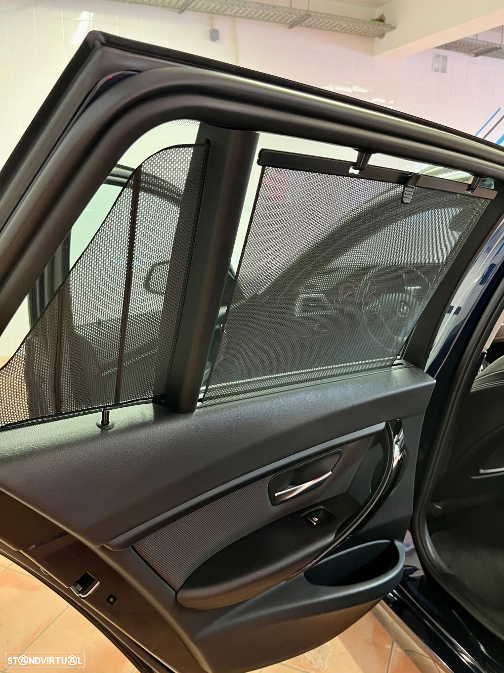 BMW 318 d Touring Advantage - 23