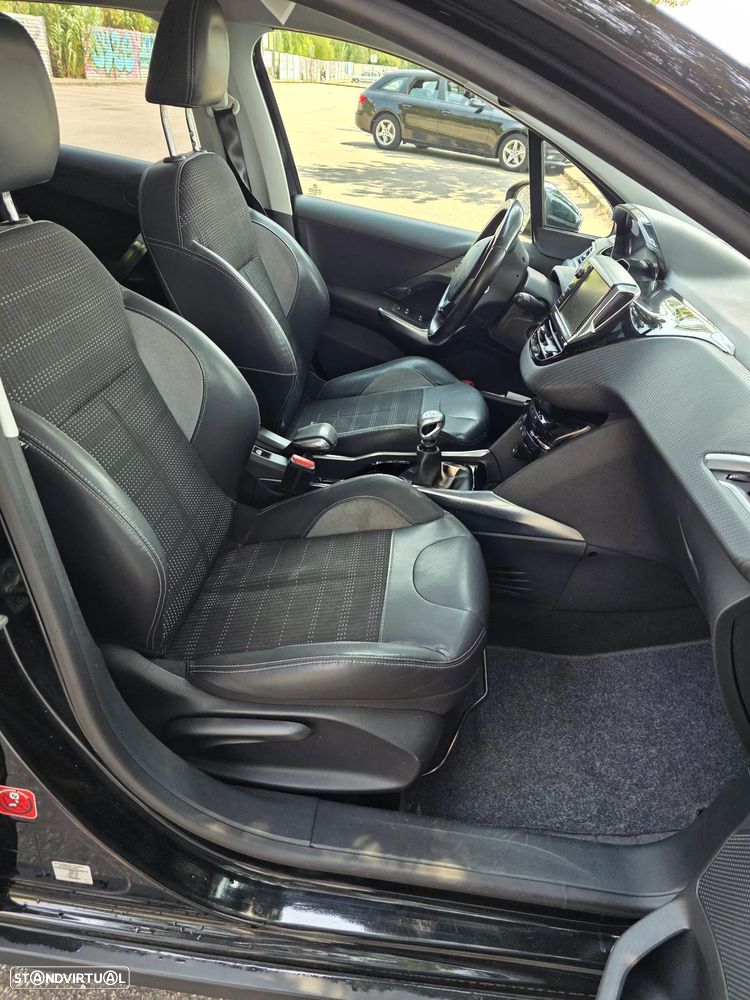 Peugeot 2008 1.6 e-HDi Allure - 7