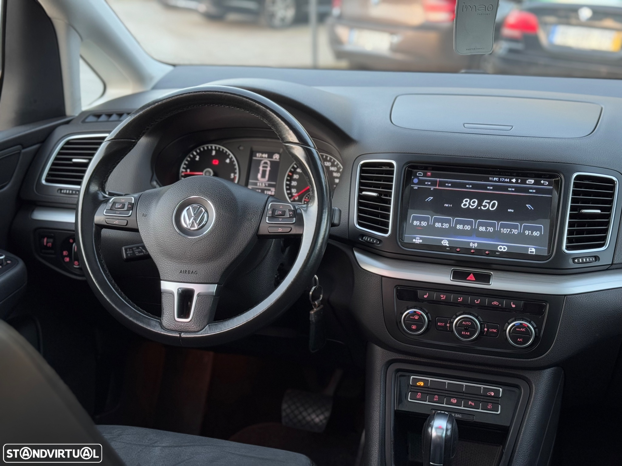 VW Sharan 2.0 TDI DSG Highline - 8