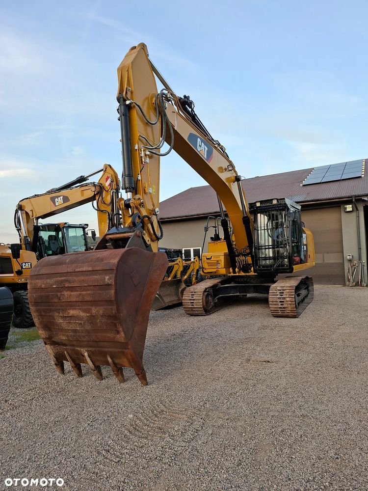 Caterpillar CAT 326 FL - 2
