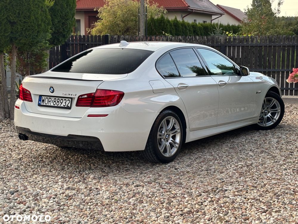 BMW Seria 5 520d - 15