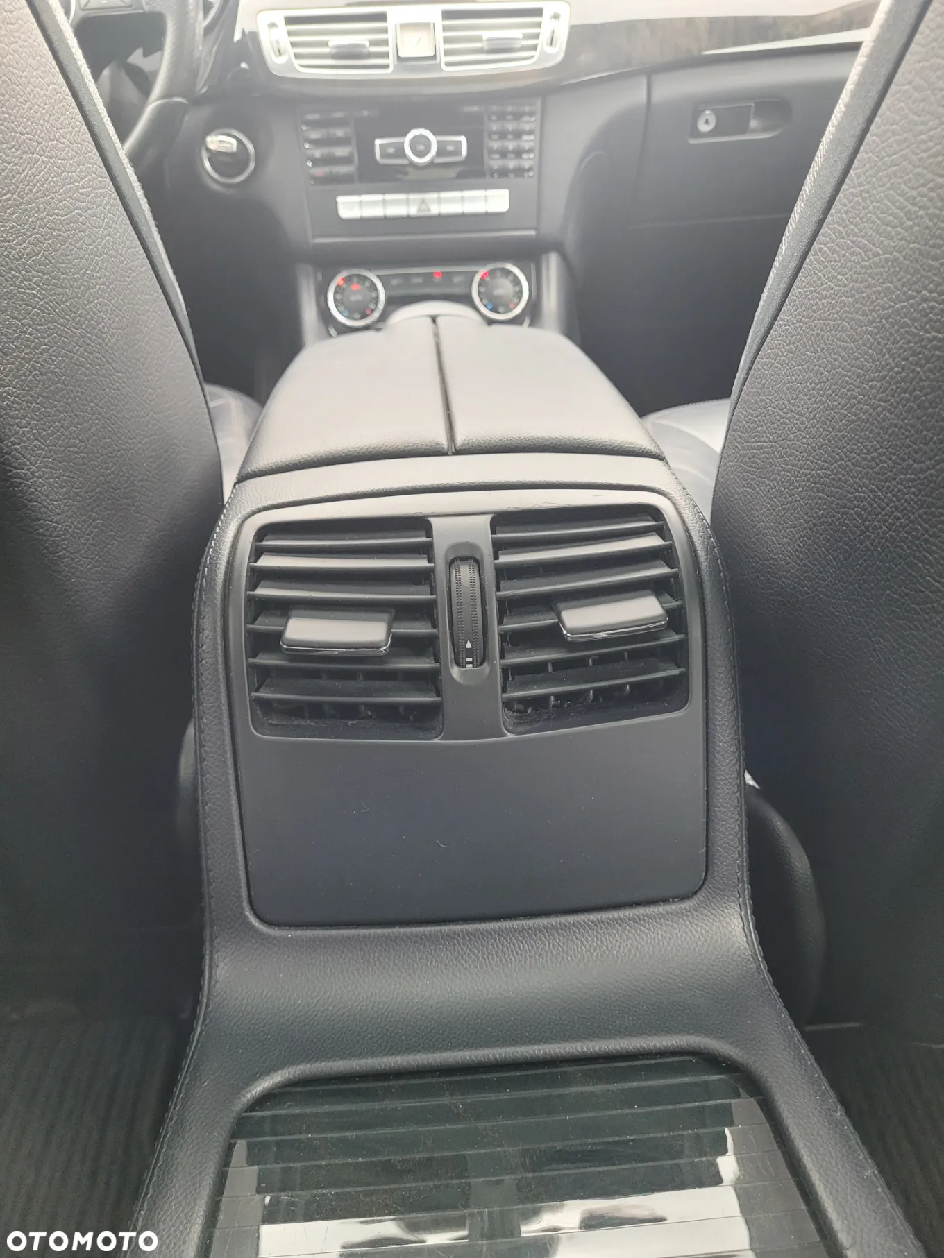 Mercedes-Benz CLS 350 CDI 4-Matic BlueEff - 8