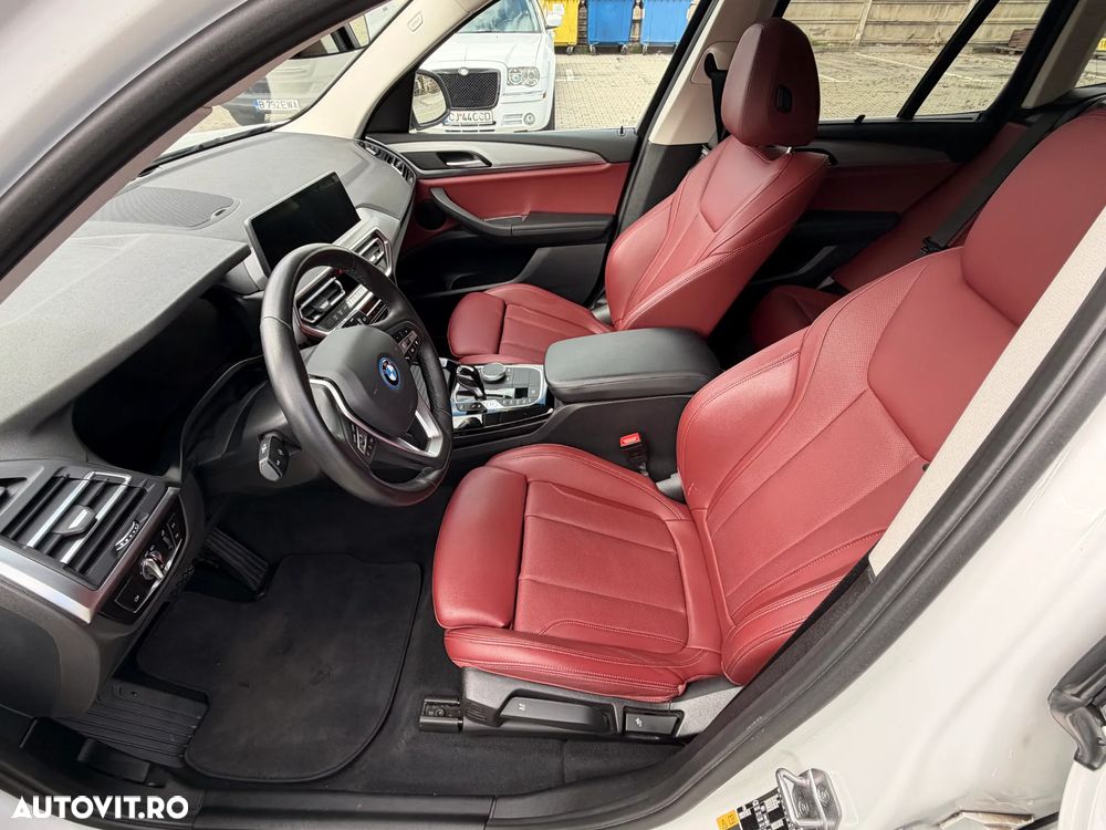 BMW X3 xDrive30e AT PHEV - 11