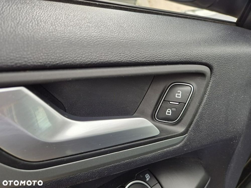 Ford Focus 1.0 EcoBoost Start-Stopp-System TREND - 23