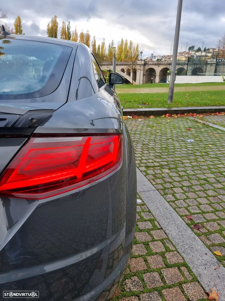 Audi TT Coupé 2.0 TDI S-line - 4