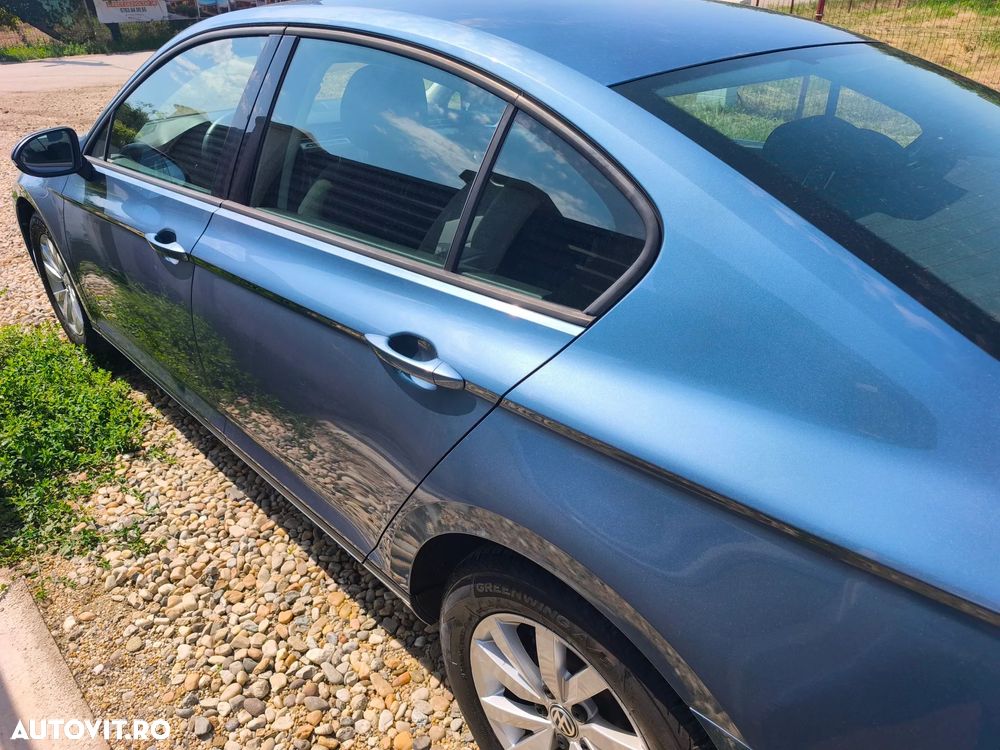 VOLKSWAGEN Passat 2018 — imagine 3