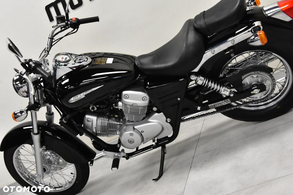Honda Shadow - 13