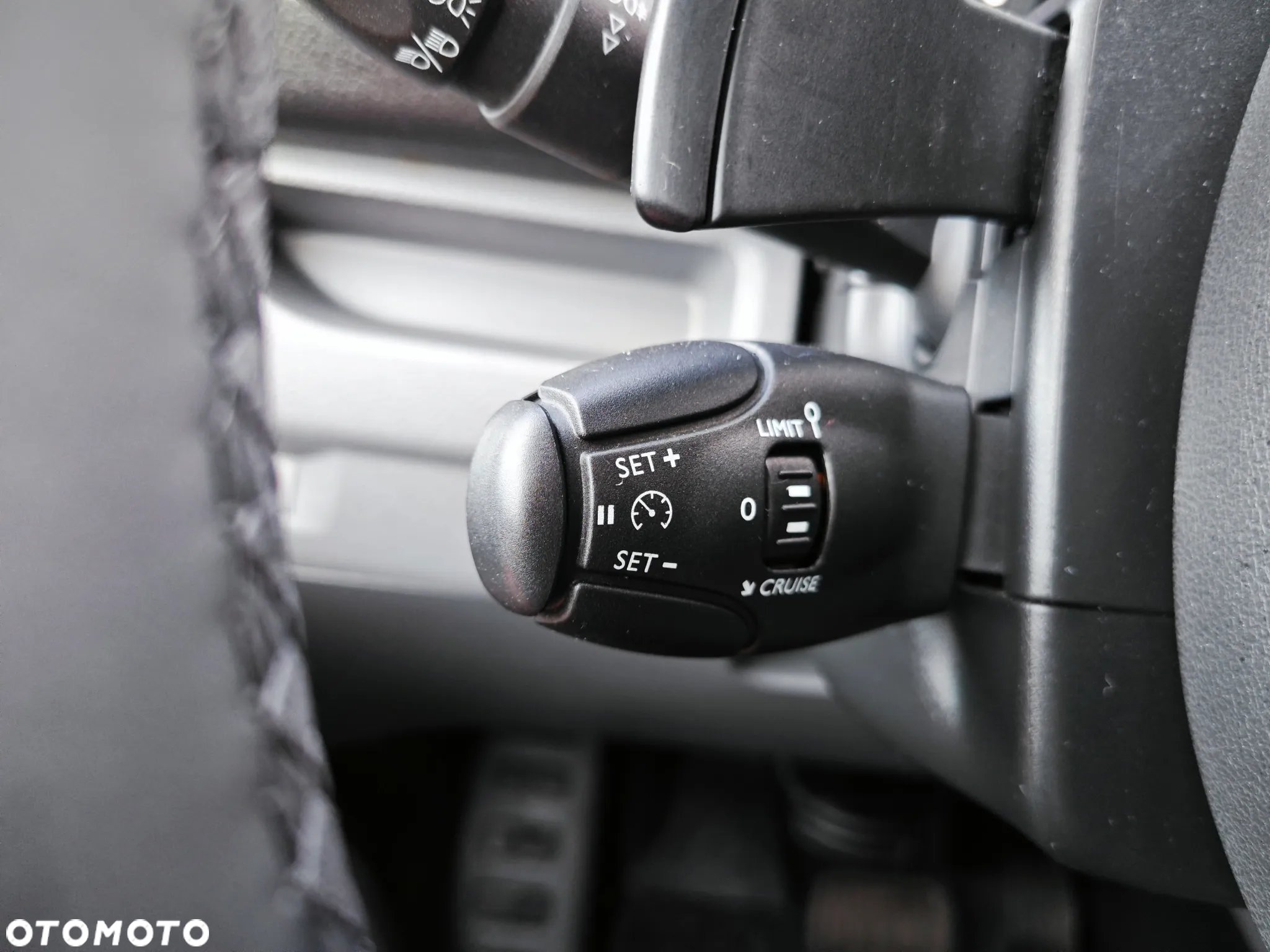 Peugeot EXPERT L2H1 LONG AUTOMAT 2.0 180KM DUŻY SERWIS - 36