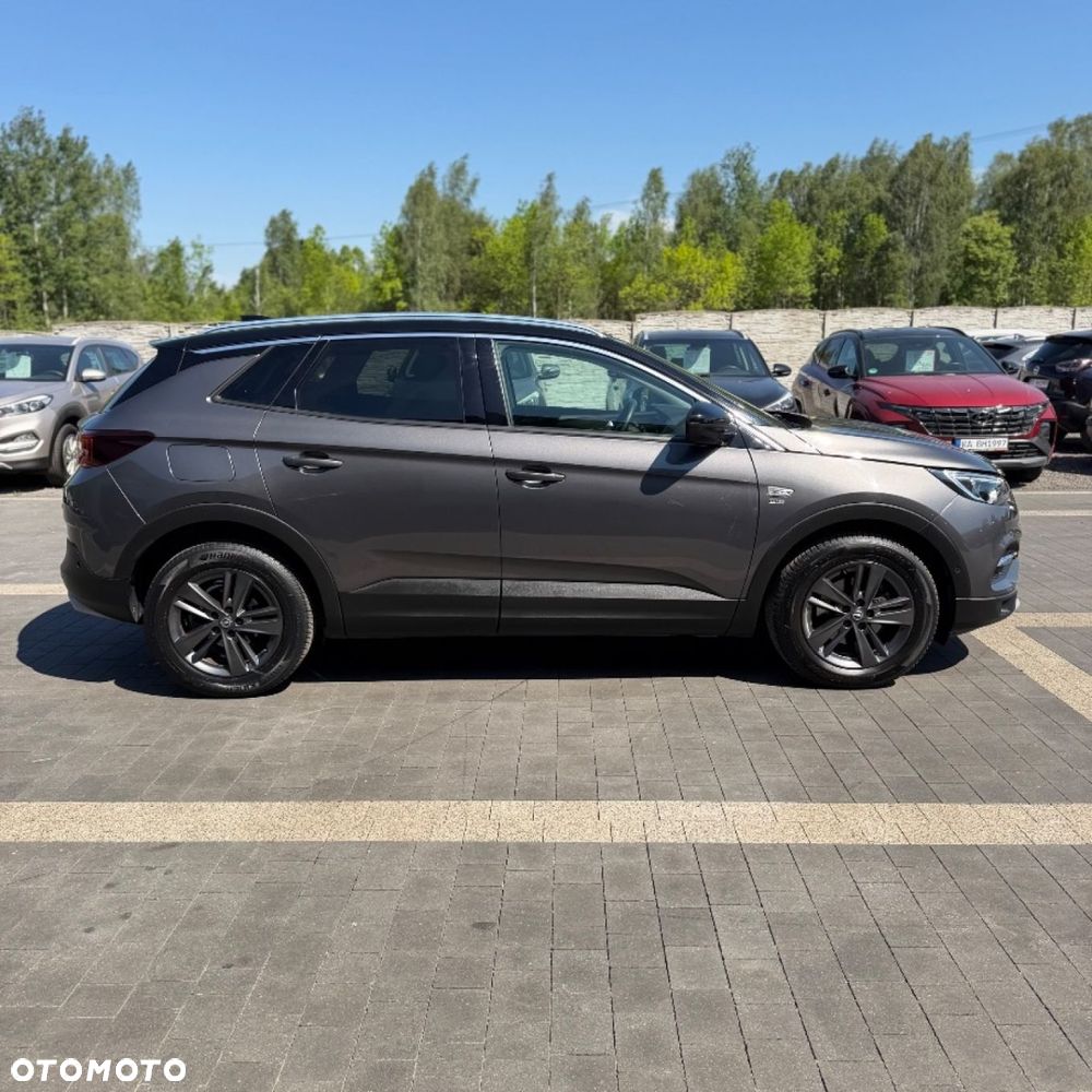 Opel Grandland X - 12