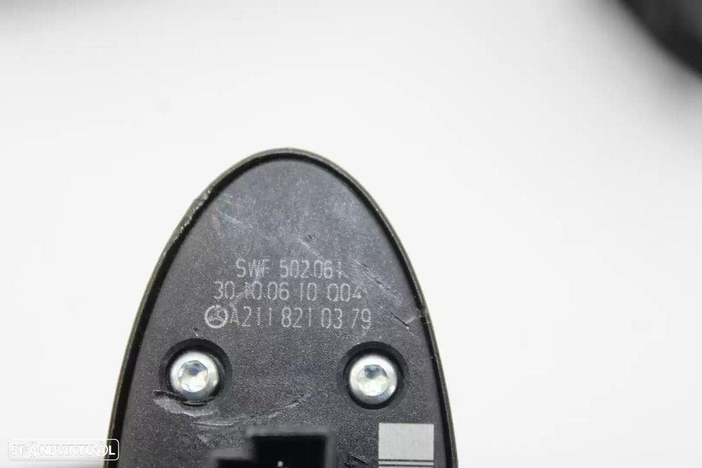COMANDO ABERTURA MALA MERCEDES-BENZ CLS 2006 -A2118210379 - 3