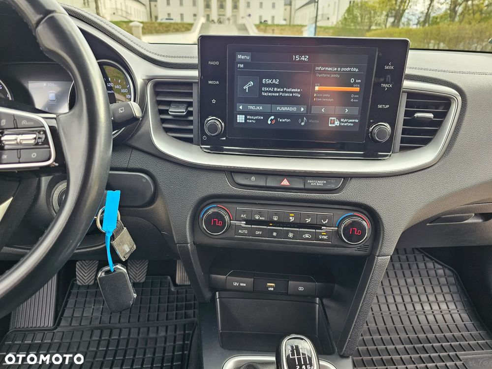 Kia XCeed 1.4 T-GDI L Business Line - 20