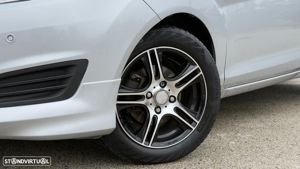 Ford Fiesta 1.5 TDCi Trend — fotografia 18